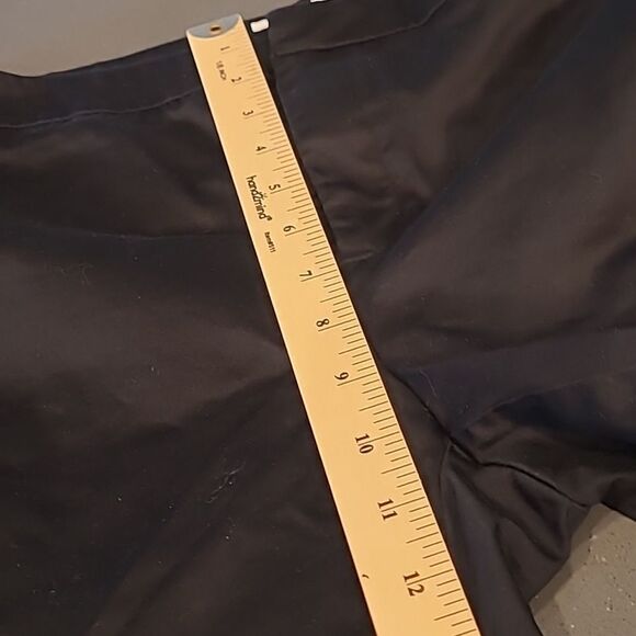 Coldwater Creek Black Capris - Picture 3 of 7